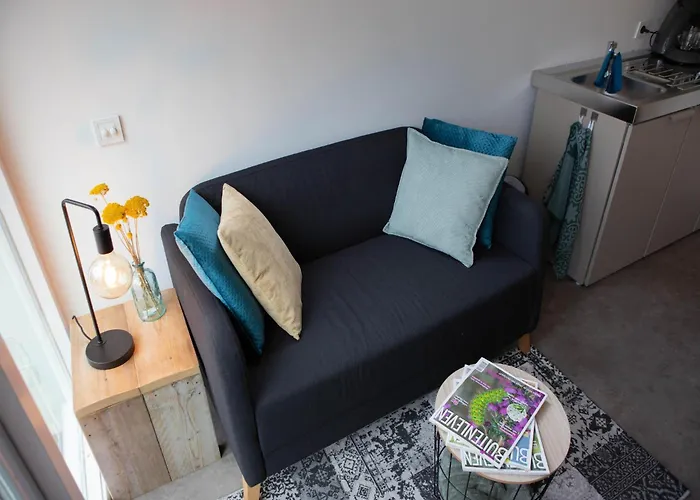 Tiny Located Next To Its Own Food Forest Vakantiehuis